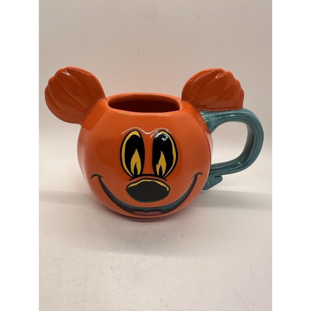 Disney Parks 2023 Mickey Pumpkin Halloween Jack O Lantern Coffee Mug 17oz